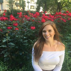 Meet your Posher, Alyssa